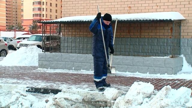Реутов борется со снегопадом 19.01.2022 смотреть онлайн
