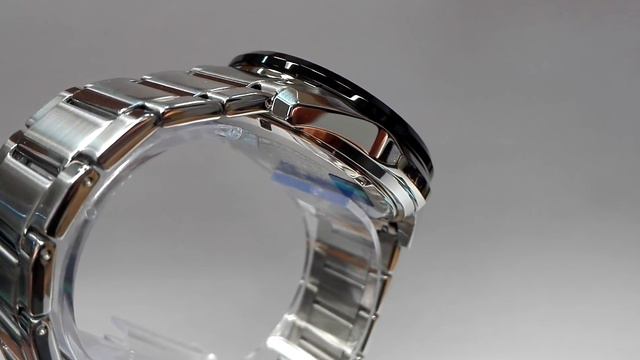 Casio Edifice EFS-S540DB-1A Solar Powered Sapphire Watch Video 2018