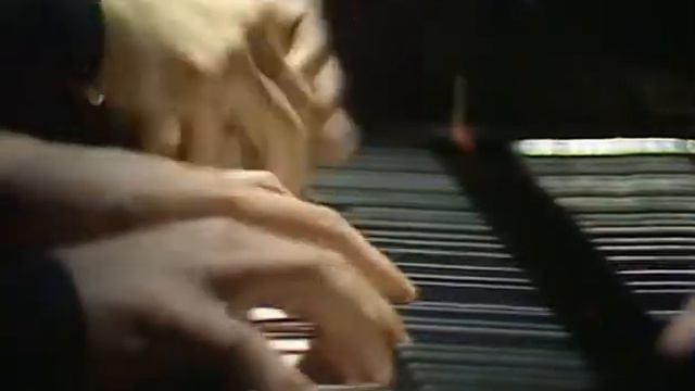 Martha Argerich & Nicolas Economou: Mozart - Piano Sonata for four hands K. 381 (III. Allegro molto смотреть онлайн