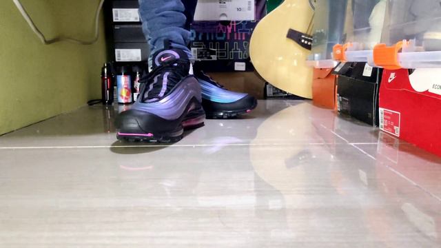 NIKE AIR MAX 97 LX Throwack Future / Black/Laser Fuchsia-Thunder Grey / Unboxing and On Feet 🐾🔥🇦🇪 смотреть онлайн
