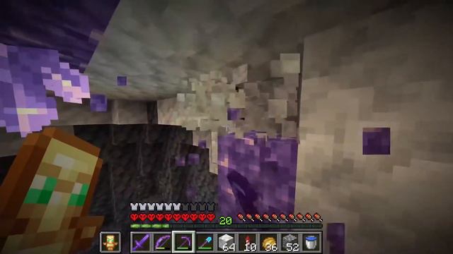 I built FOUR different VILLAGER TRADING HALLS in Minecraft Hardcore! смотреть онлайн