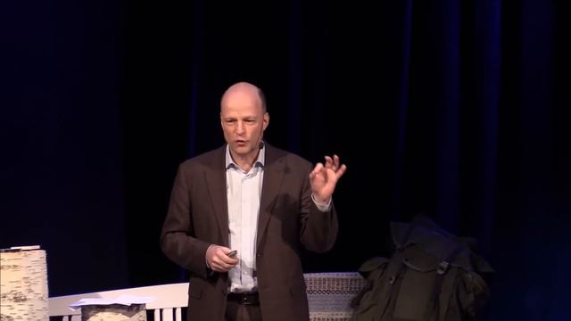 Why the future of China belongs to private capitalism | Johan Björkstén | TEDxÖstersund смотреть онлайн