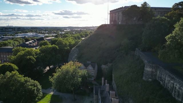 NOTTINGHAM CASTLE - Robin Hood and the City of Caves смотреть онлайн