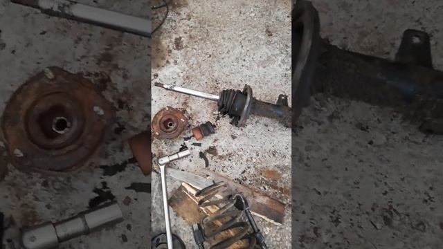 Нашёл запчасть на стойку для Тойота Камри ? смотреть онлайн