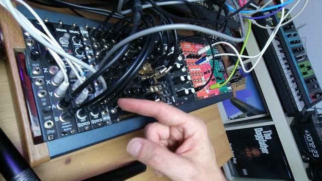 Tesseract Modular Tex Mix, le super MIXER EURORACK смотреть онлайн