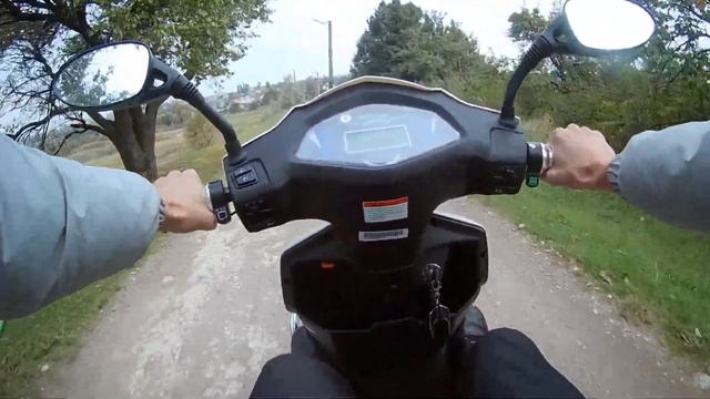 Электроскутер vs бензиновый скутер | Electric scooter vs petrol scooter смотреть онлайн