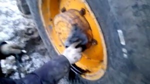 Доливка масло в бортовой jcb экскаватора погрузчика