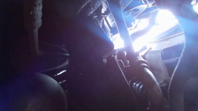 Замена масла и воздушных фильтров W220 S500 Мотор M113 смотреть онлайн