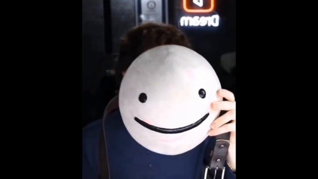 Дрим Показал Лицо, но это мистическое дерево смотреть онлайн