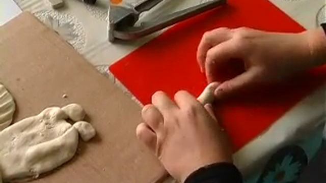 «Дитячий світ»: створення ангела із солоного тіста смотреть онлайн