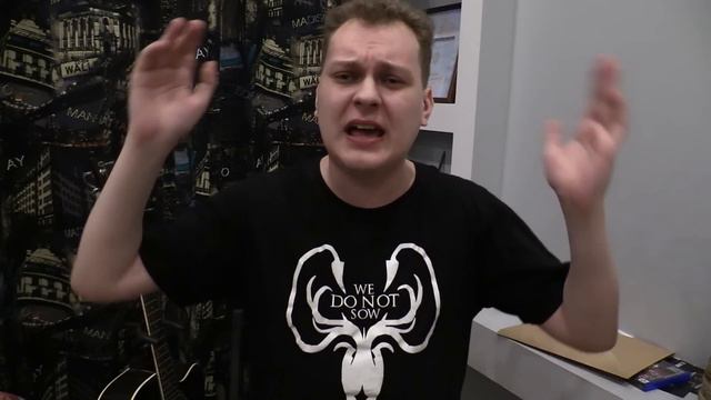 В ЗАЩИТУ МИКУСА [Ларин не прав] смотреть онлайн