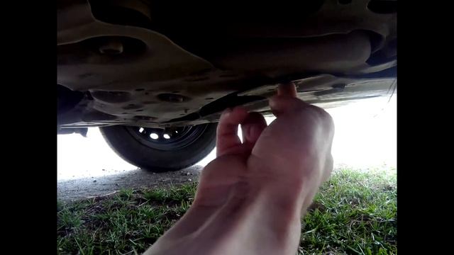 Грохот в Хундай Солярис или майские шашлыки в гараже))) смотреть онлайн