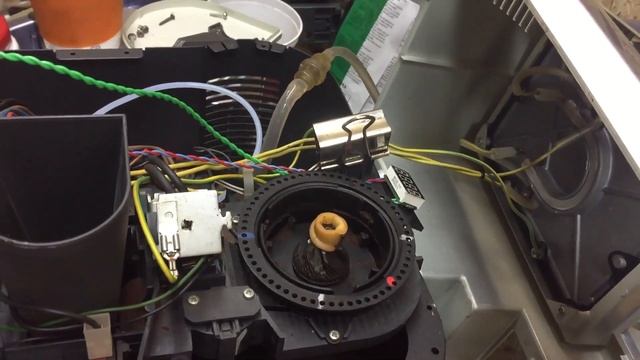 Чистка кофемолки Saeco