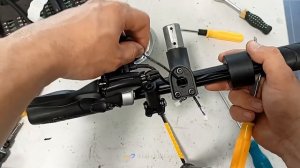 разбираем руль от электросамоката CARMEGA CROW 8