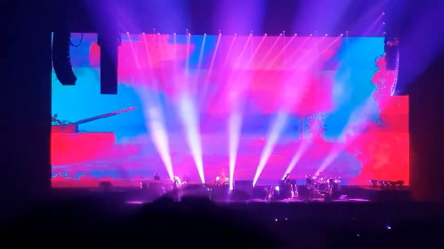 Roger Waters - Picture That @ Mercedes Benz Arena Berlin 2/6/18