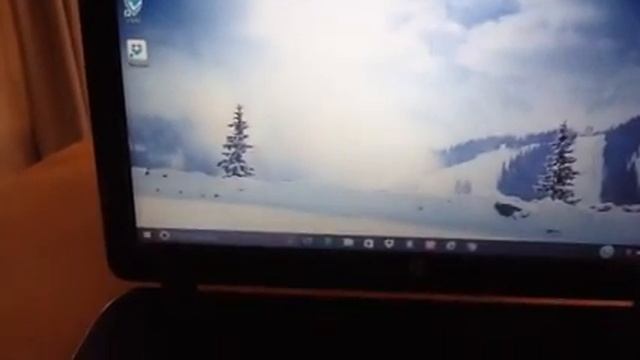 HP Notebook 15-f305dx with Windows 10 смотреть онлайн