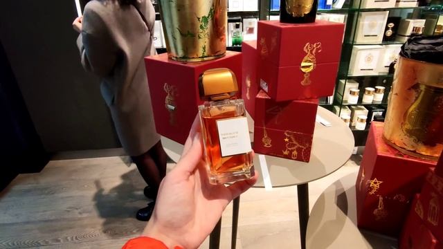 Тестирую парфюмы в магазинах?Guerlain, Mugler, BDK, Boucheron, Hermes, Penhaligons смотреть онлайн