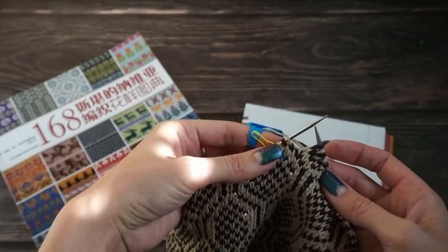 Жаккардовая шапка с японским узором. Подробный мастер-класс смотреть онлайн