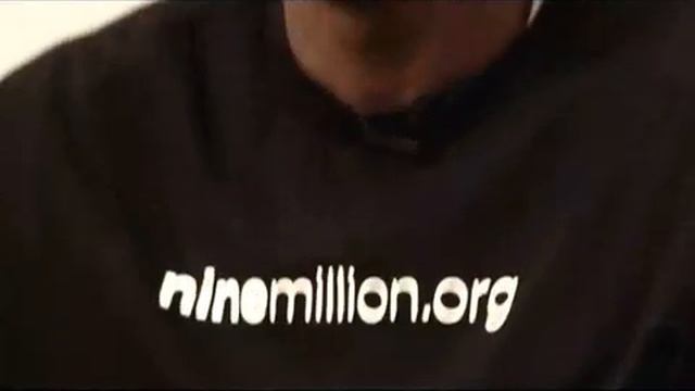 Chicago Bulls Basketball Star Luol Deng for UNHCR смотреть онлайн