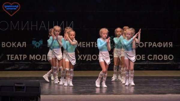 НАСЛАЖДАЙТЕСЬ ПОЛЁТОМ. Студия современного танца "Villa Dance". Ростов на Дону.