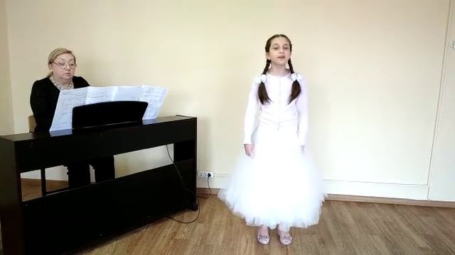 Гасанова Пати. П.Чайковский слова А. Плещеева «Весна» смотреть онлайн