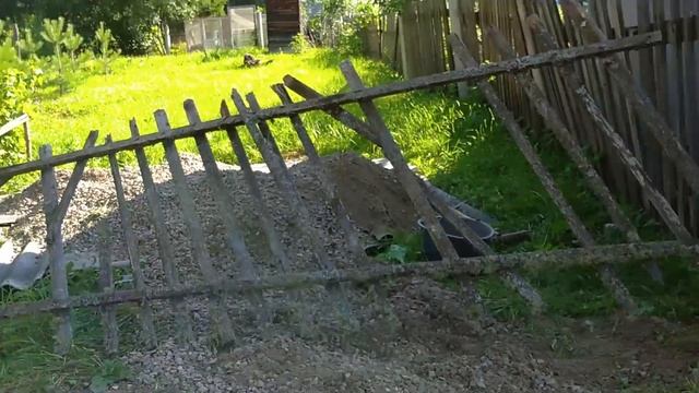Надежда и Сергей - первые гости на даче. Наша дача. смотреть онлайн