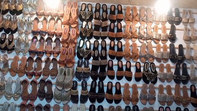 Waheed Shoes - Shoe Store - Super Market Multan Road Thokar Niaz Baig, Lahore смотреть онлайн