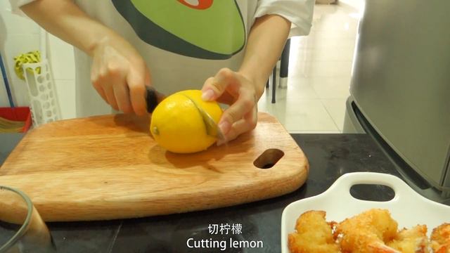 Vlog: Making my favourite food | Prawn Katsu | Mushroom Soup смотреть онлайн