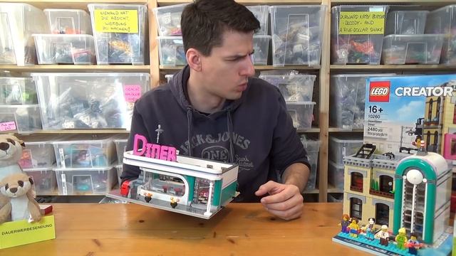 LEGO® Creator Expert 10260 - Downtown Diner смотреть онлайн