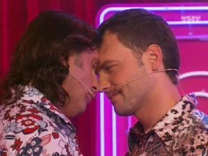 Гарик Мартиросян, Гарик Харламов, Тимур Батрутдинов и Александр Ревва - Красная шапочка