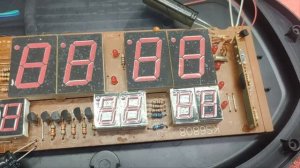 Быстрый ремонт светодиодных календарь часов (не включаются)