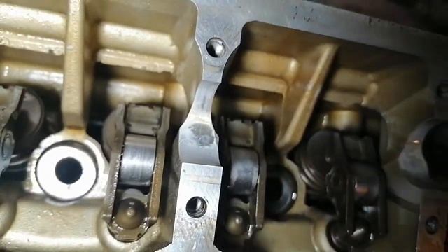 двигатель К4М задиры на распредволах.