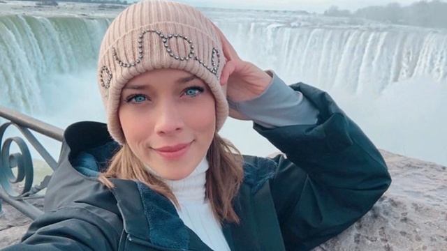 Величественная красота Ниагарского водопада зимой смотреть онлайн