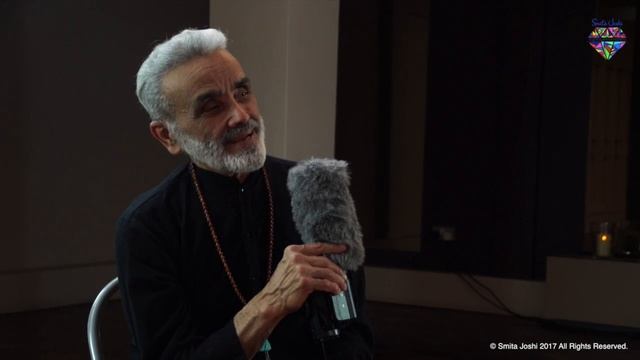 Lessons from a Yoga Master - Sri Dharma Mittra смотреть онлайн