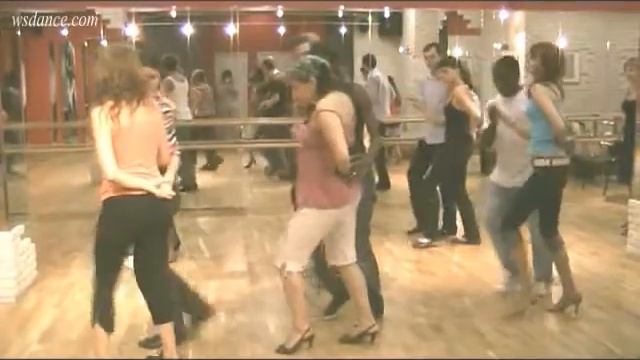 Bachata у Джуниора! смотреть онлайн
