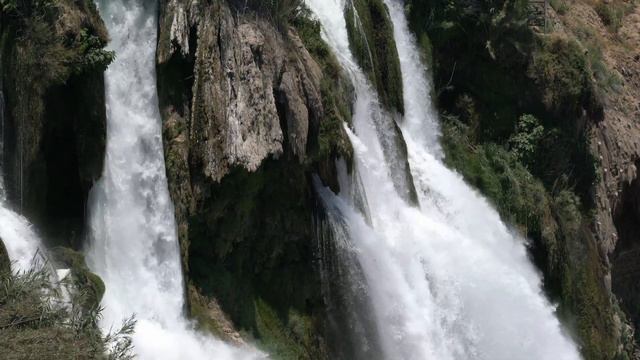 Calming music waterfall смотреть онлайн