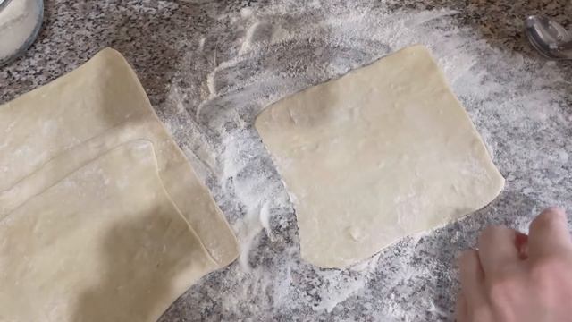 Конвертики из слоёного теста! Быстро, просто и очень вкусно! смотреть онлайн