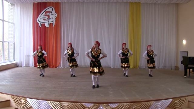 Болгарский танец смотреть онлайн