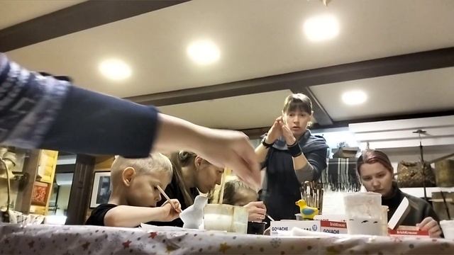 Мастер-класс по росписи Дымковской игрушки в музее Истории Хлынова. смотреть онлайн