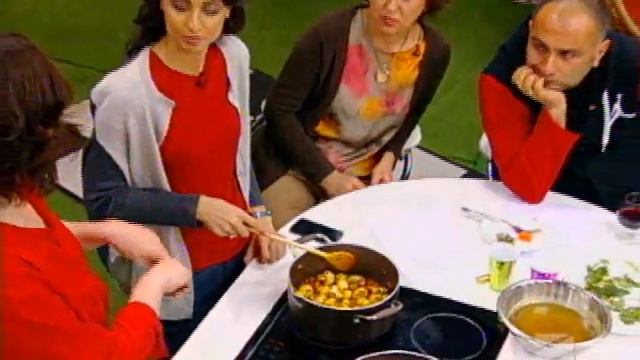 სხვა შუადღე 4 - შემწვარი ხორცი ეკალას გარნირით - აპრილი, 2014 смотреть онлайн