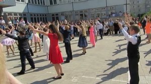 флешмоб 26.05.2016 года выпускников четвёртого класса школы №12 города Жуковский