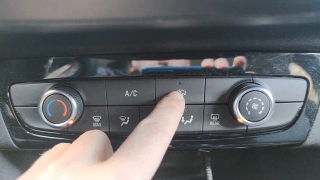 Vérifications intérieures Opel Corsa 2022 (examen permis) смотреть онлайн