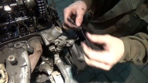 Вскрываем двигатель ОМ 617 Мерседес.