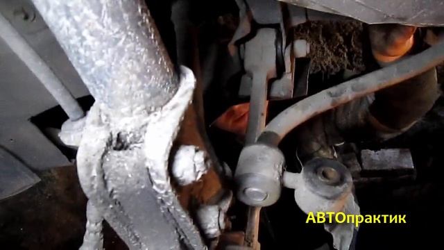 Простая замена стоек стабилизатора ( " яйца" ) на ВАЗ 2110-12. АВТОпрактик смотреть онлайн