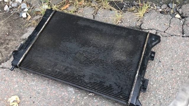 У Kia Ceed JD на ходу прорвало радиатор смотреть онлайн