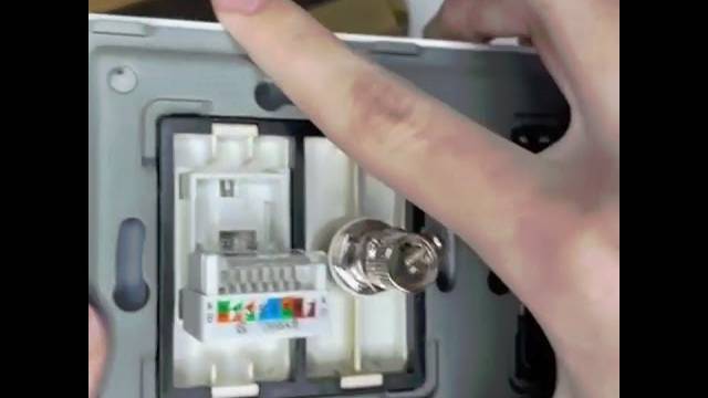 Тройной блок двойная розетка 16А антенна для ТВ и RJ45 для интернет кабеля стеклянная золотая смотреть онлайн