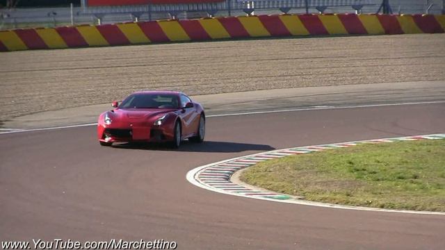 Ferrari F12 Berlinetta LOUD Accelerations! смотреть онлайн