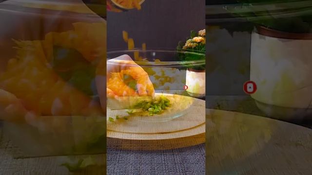 Салат за 5 минут с тунцом и кукурузой. #shorts смотреть онлайн