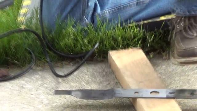 Electric Lawn Mower - Maintenance смотреть онлайн