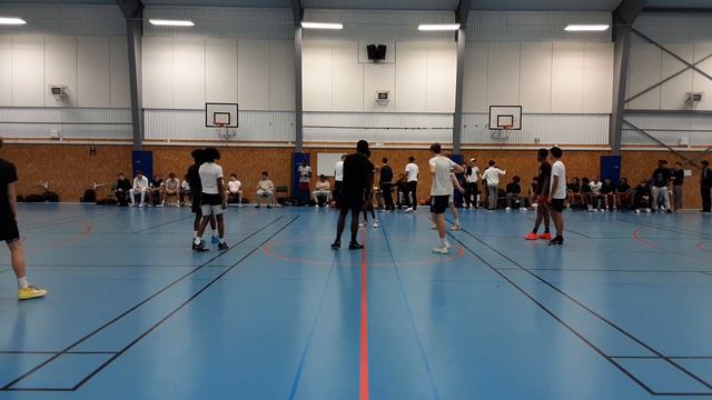 Stockholm Elite U16 vs Alibaba, Warmups&Q1 смотреть онлайн